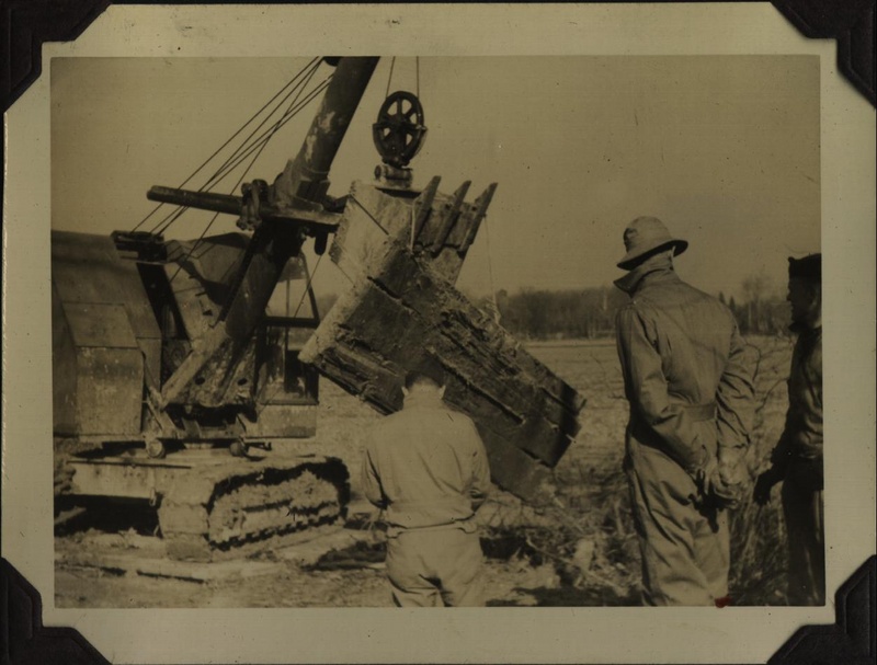 WWII steam shovel