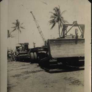 WWII 618 loading trailer