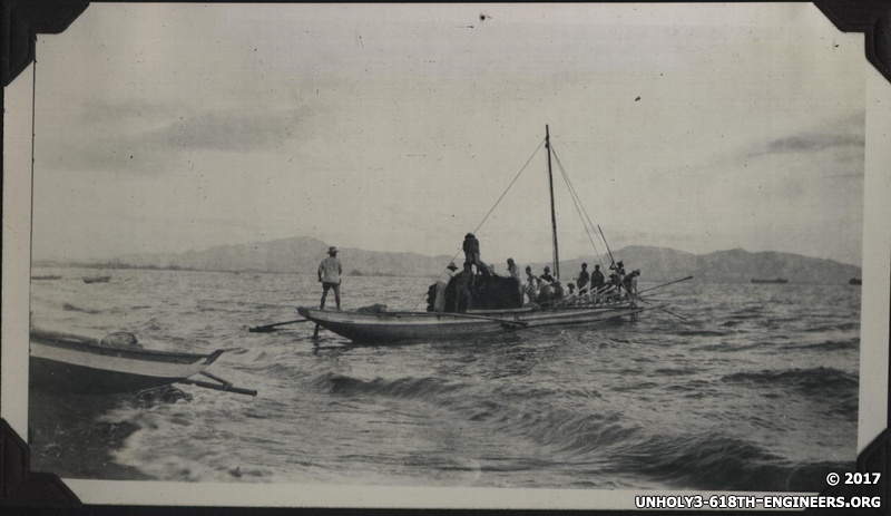 WWII PI Batangas people on boat