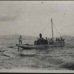 WWII PI Batangas people on boat