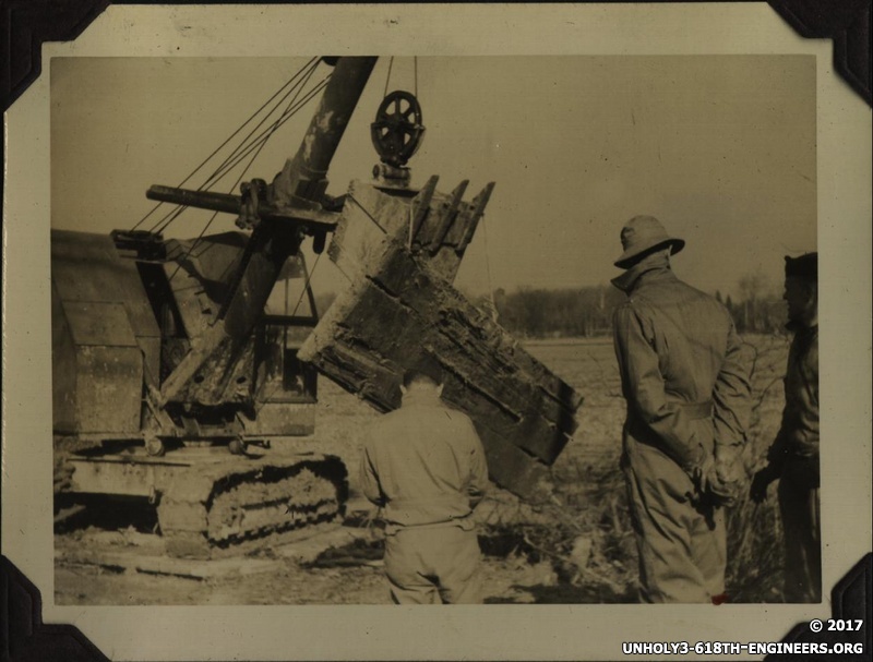 WWII steam shovel